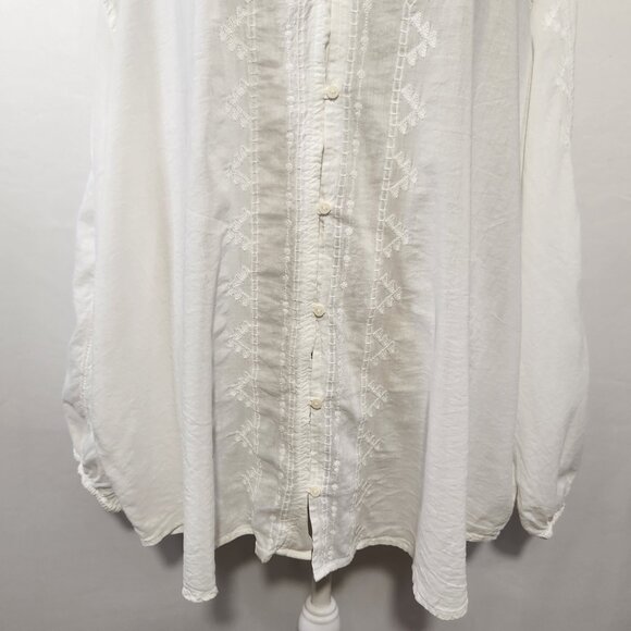 Old Navy Size XXL White Button Up Embroidered Bishop Sleeve Oversized Blouse Top - Picture 3 of 14